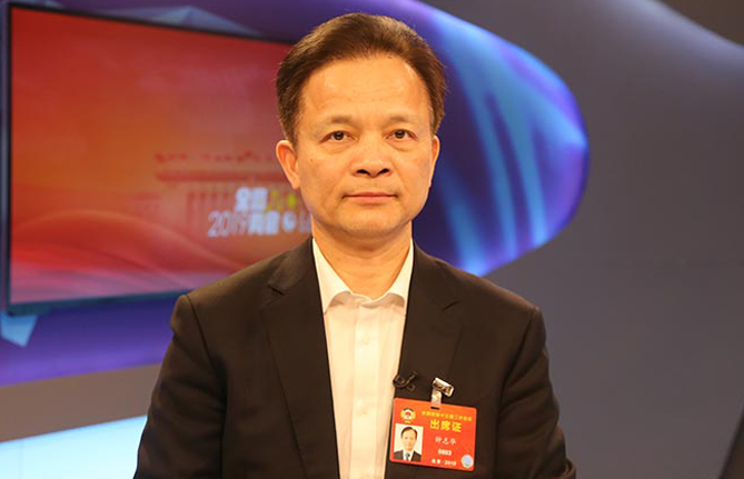 全國(guó)政協(xié)委員、中國(guó)工程院副院長(zhǎng)鐘志華：推進(jìn)工程教育改革與創(chuàng)新創(chuàng)業(yè)創(chuàng)造