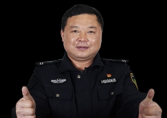 全國人大代表、黃山“守松人”