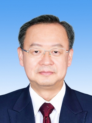 陳建文，男，漢族，1965年9月生，研究生學(xué)歷，中共黨員，現(xiàn)任人民日報社總編輯。