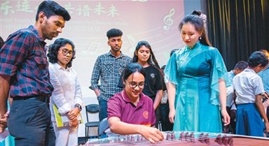 海外青少年近距離感知中國(guó)音樂(lè)魅力
