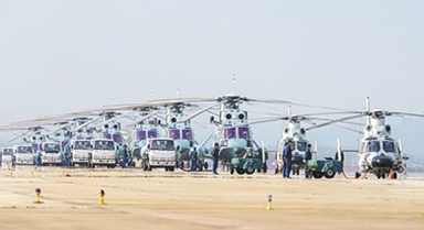 海軍航空大學(xué)某場站開展飛行保障訓(xùn)練